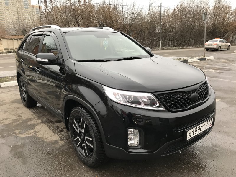 Киа Соренто 2011 черная