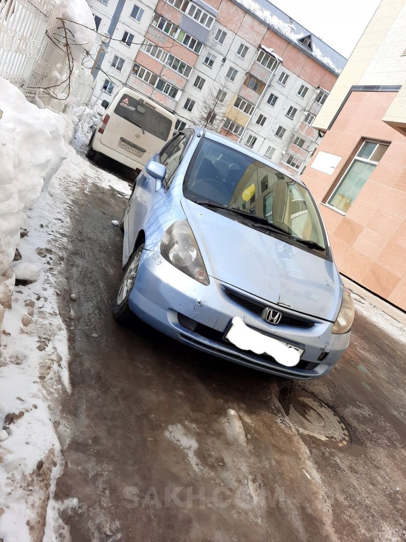 Автомобиль в городе