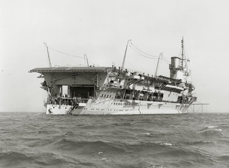 HMS courageous 1916