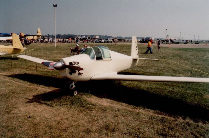 Самолет Муни м20