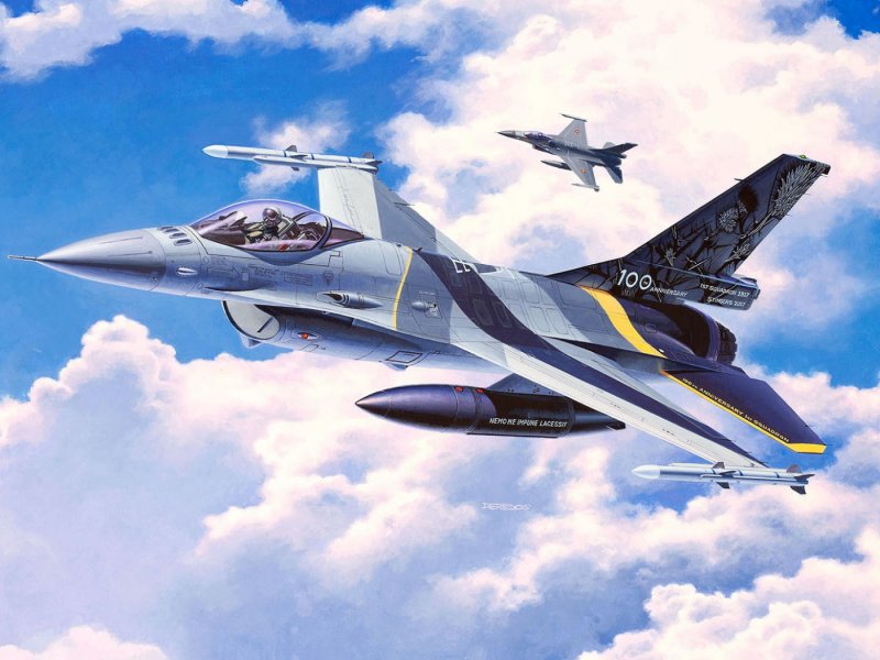 F16 истребитель