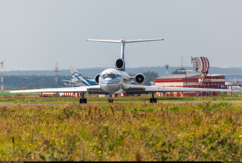Туполев ту 154 м UTAIR