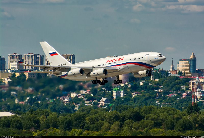 Самолёт ил-96 ra - 96017