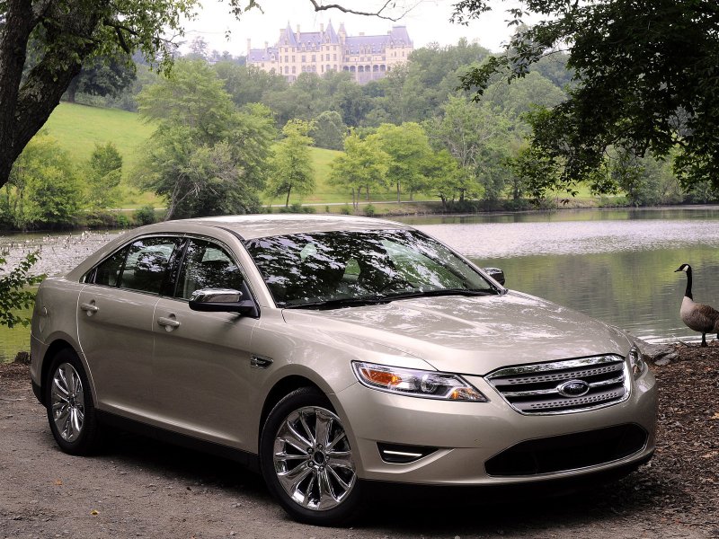 Ford Taurus 6