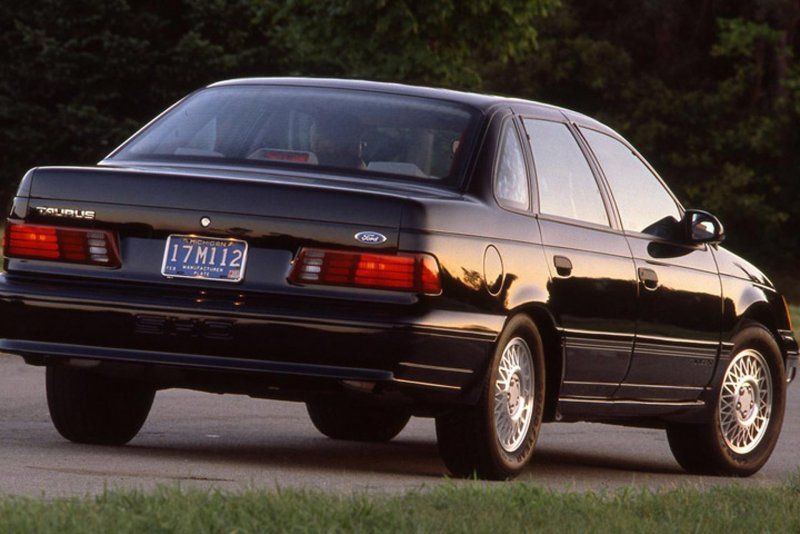 Ford Taurus Sho 1991