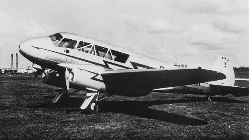 TS-11 Iskra