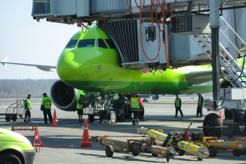 Dhc7 Airplane