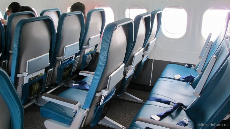Салон самолета Боинг 717