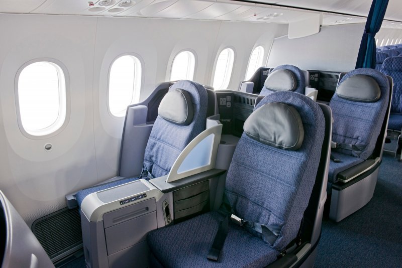 Боинг 787 кресла эконом