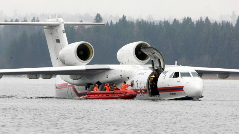 Авиация МЧС России бе-200
