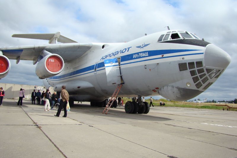Топливные баки самолета ил-76