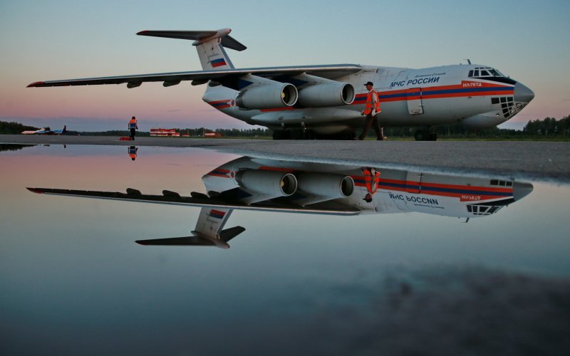 Самолёт ил-76 МЧС