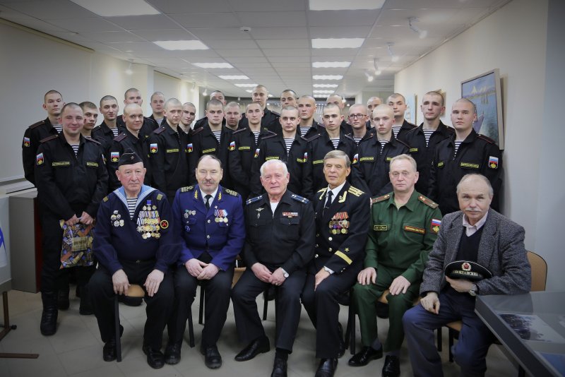 Медаль 10 противоавианосная дивизия подводных лодок