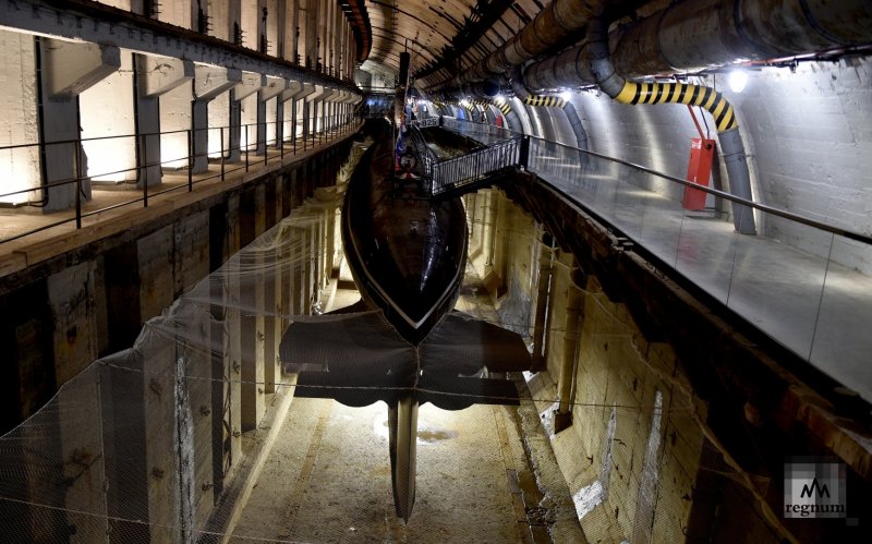 Игорь Белоусов корабль