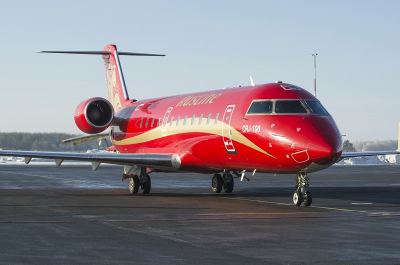 Самолёт Бомбардье CRJ-100/200