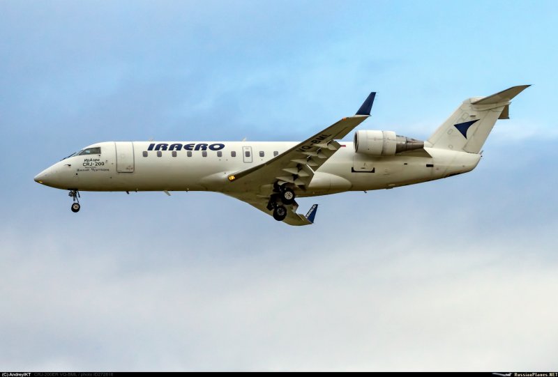 Бомбардье CRJ-100/200 7r215