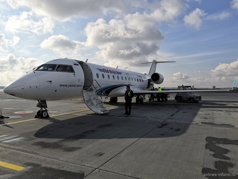 Самолёт Бомбардье CRJ-100/200