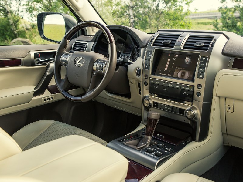 Lexus gx460 2013 салон