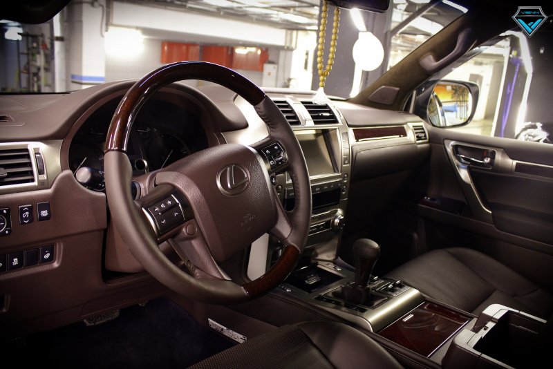 GX 460 салон