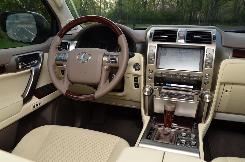 Lexus gx460 Interior