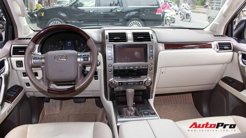 Лексус 460 GX белый салон