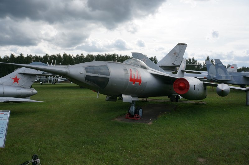 Музей Задорожного як-28