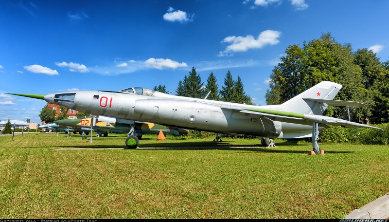 Самолёт як-28л Лотос