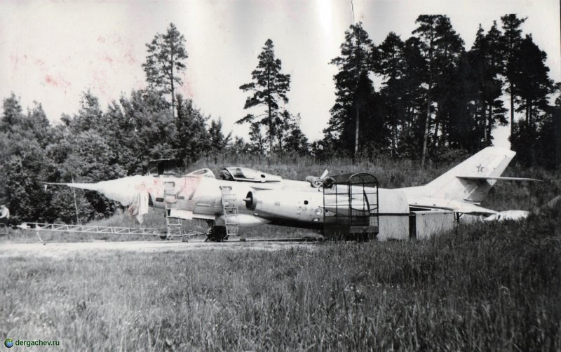 Як-28 на посадке