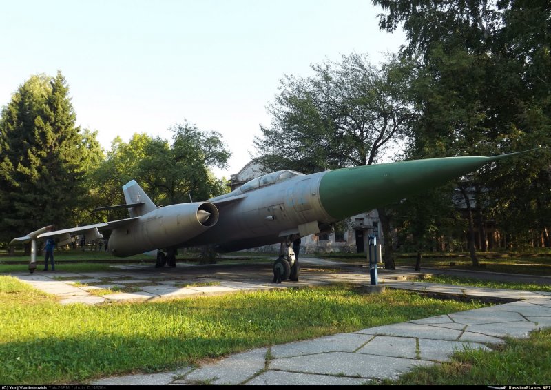 Самолет як-28п