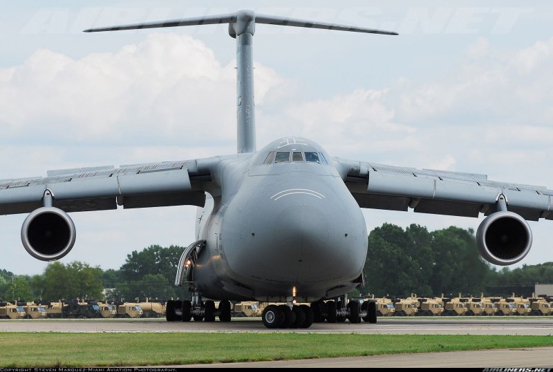 Lockheed c-5m super Galaxy