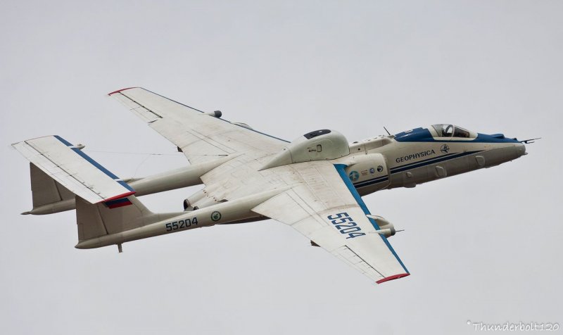 Самолет разведчик м55