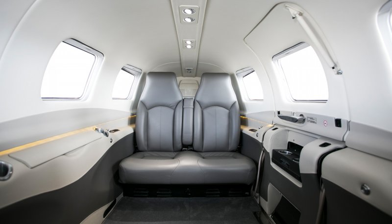 Самолет Piper m350 салон