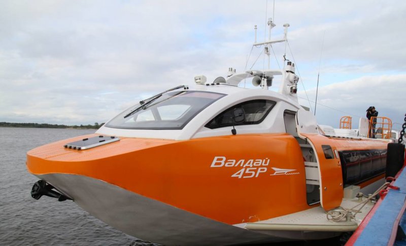 Скоростное судно Валдай-45р