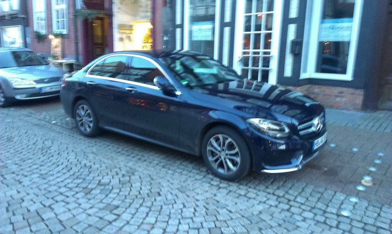 Mercedes Benz на улице