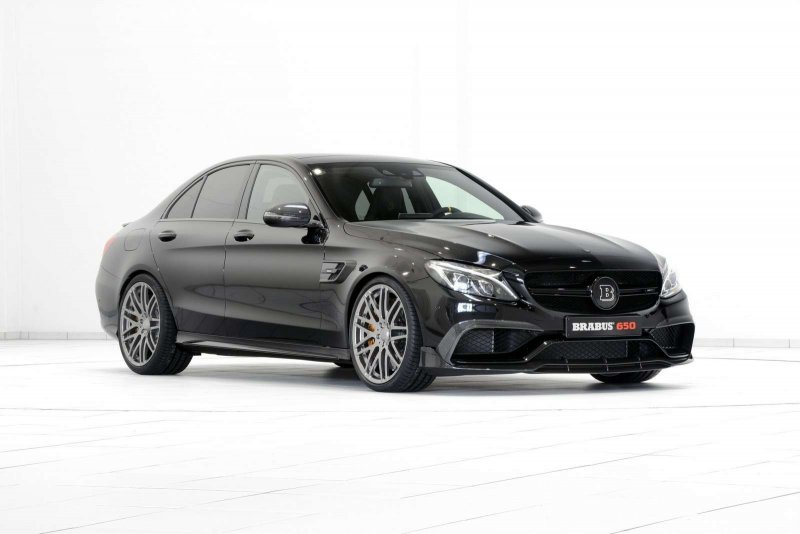 Мерседес c63 AMG Брабус 2016