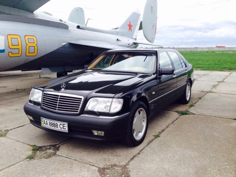 Mercedes-Benz w140