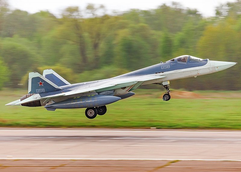 Су-57 двухдвигательный реактивный самолёт