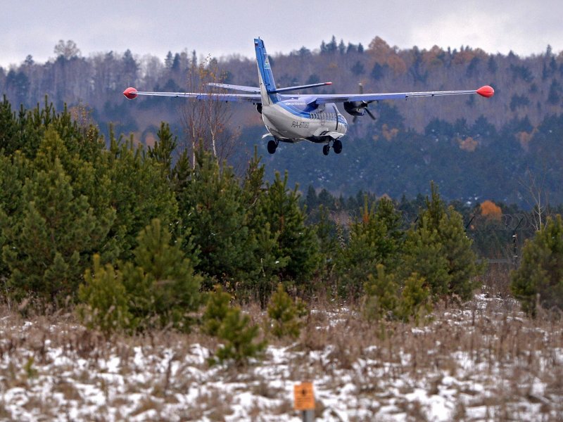 Л-410 УВП салон