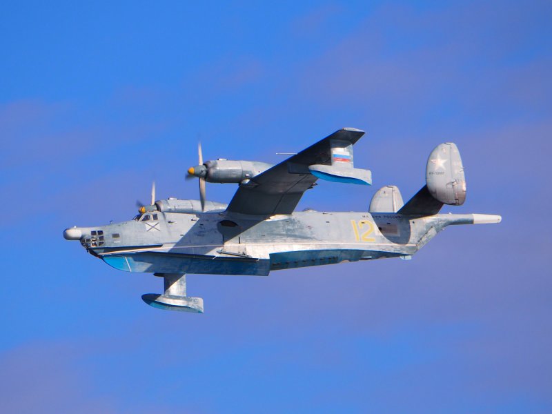 Гидросамолет бе-12