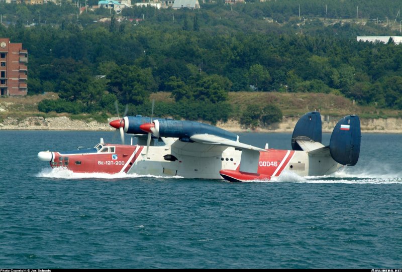 Самолёт амфибия бе-12