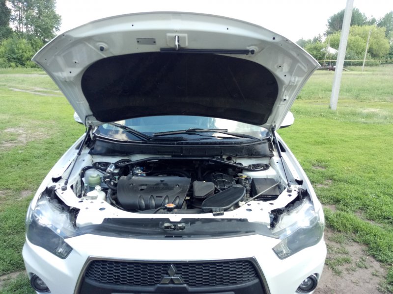Утеплитель капота для Mitsubishi Outlander XL