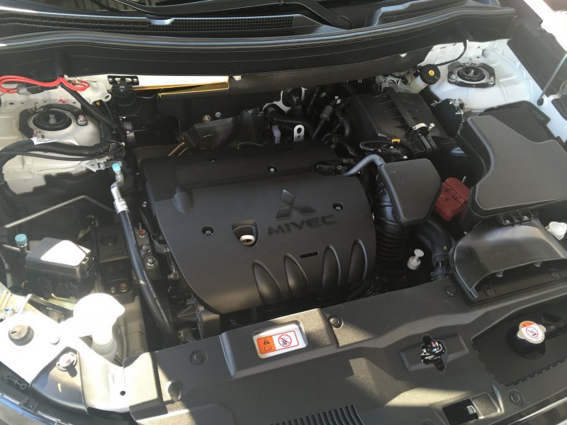 Mitsubishi Outlander 2013 под капотом