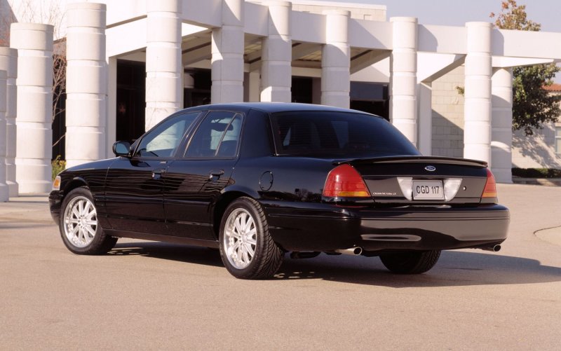 Ford Crown Victoria 2005
