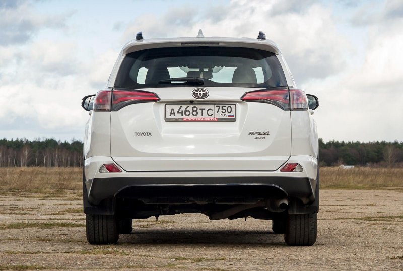 Toyota rav4 5 поколение