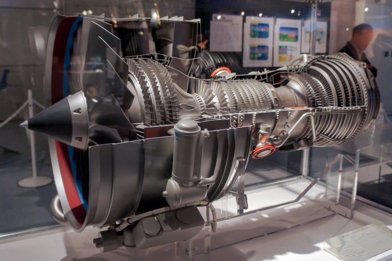 Двигатель International Aero engines v2500