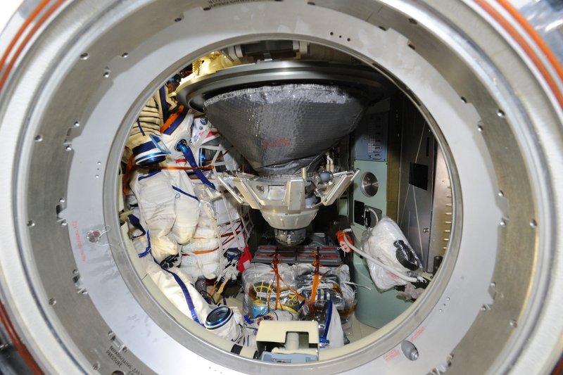 Корабль Союз МС 13 внутри