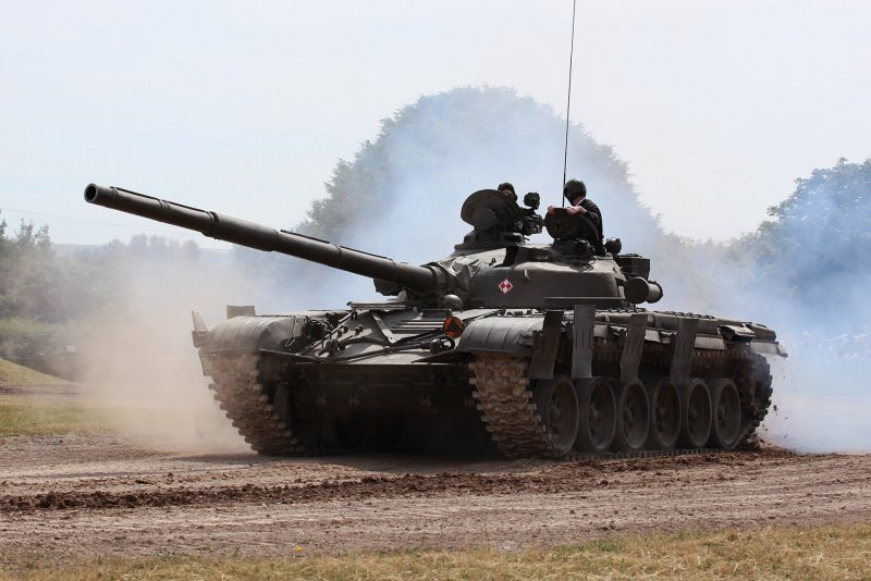 Бронетехника т72
