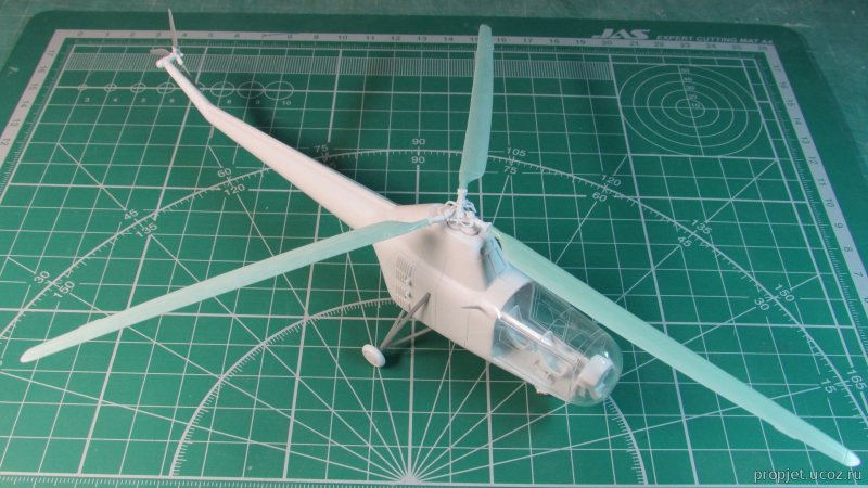 Модель як-100(22) в 1/72