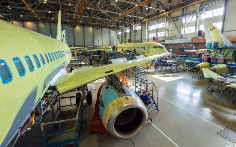 Завод SSJ 100