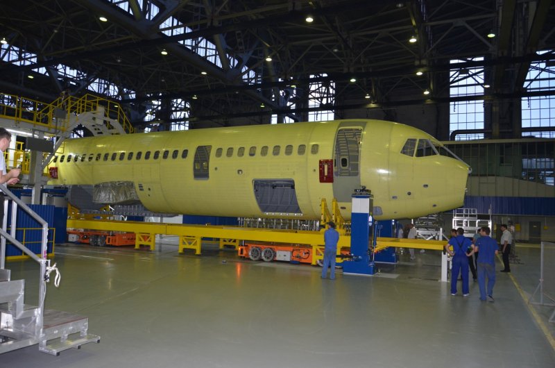 Завод Иркут Superjet 100